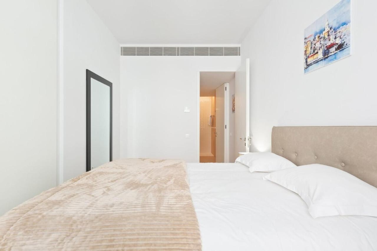 Spacious 1 Bedroom Apartment Near Baixa Лиссабон Экстерьер фото